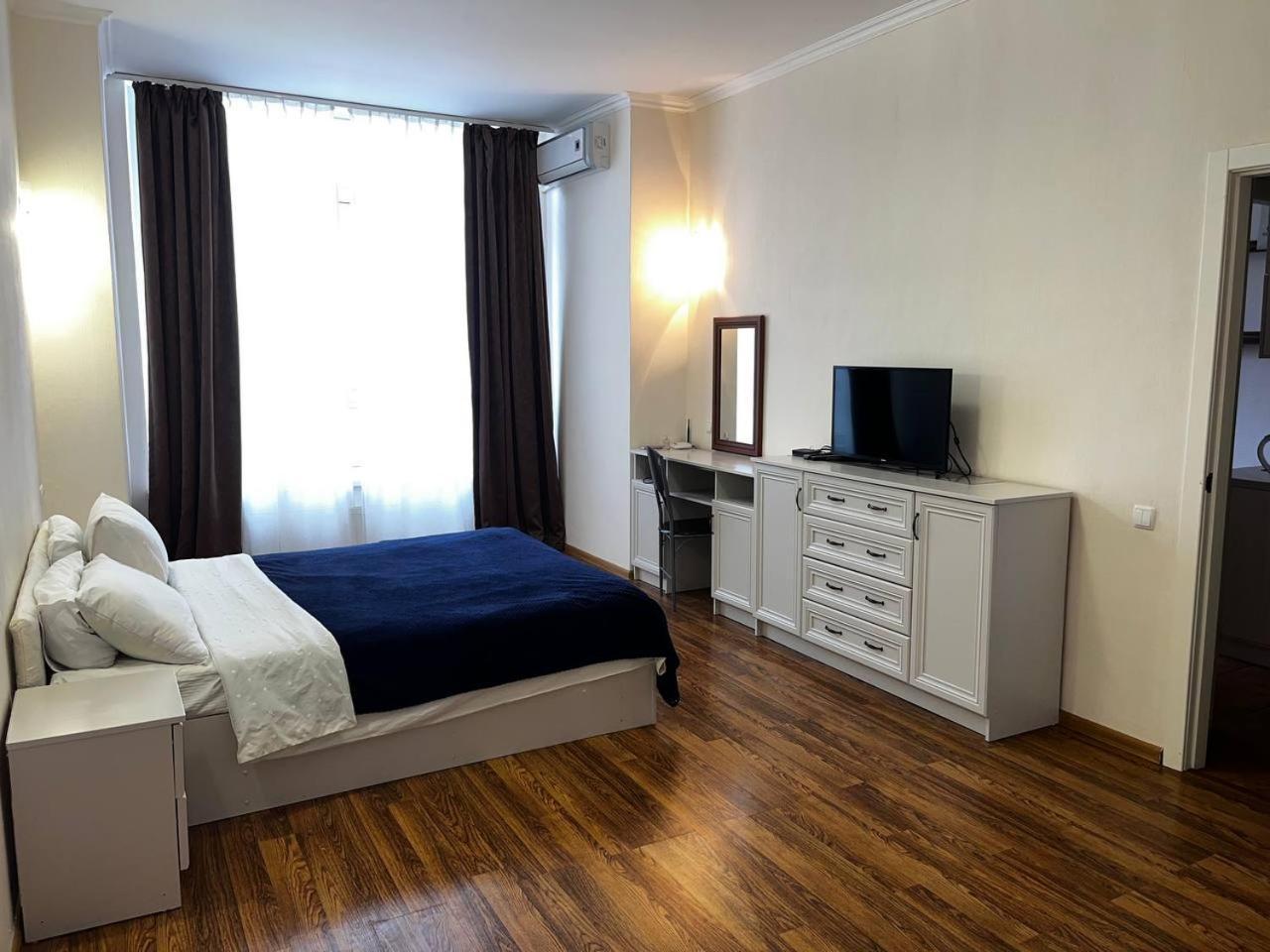 Французький Бульвар 22, Клиника Филатова, Университет Odessa Eksteriør billede